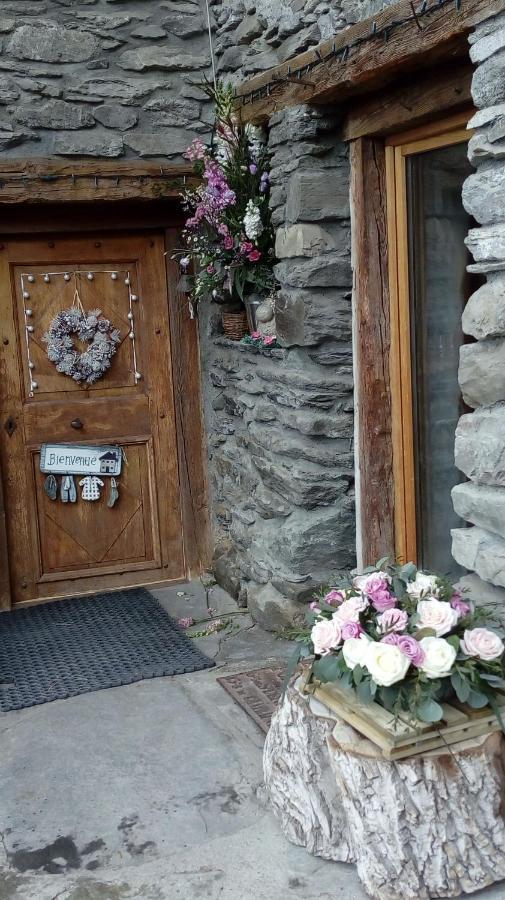 Appartement De Charme 4/6 Pers Dans Joli Village De Montagne Bourg-Saint-Maurice Luaran gambar